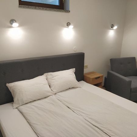 Apartmaji Maln Dolenjske Toplice Exterior foto
