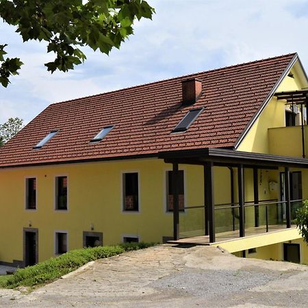 Apartmaji Maln Dolenjske Toplice Exterior foto